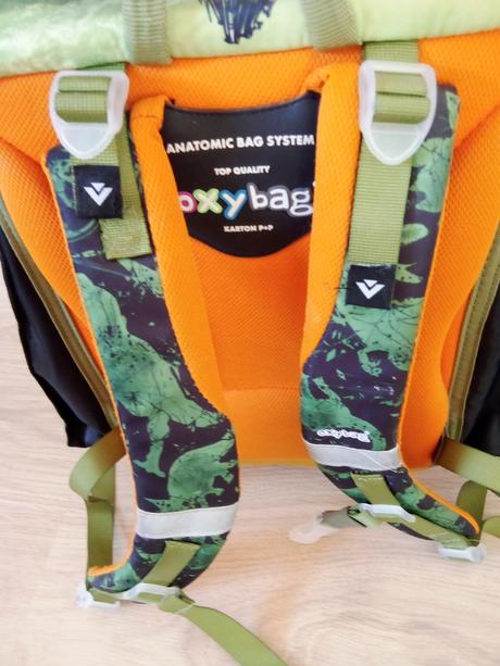 Školská taška oxybag premium light jurassic world,
