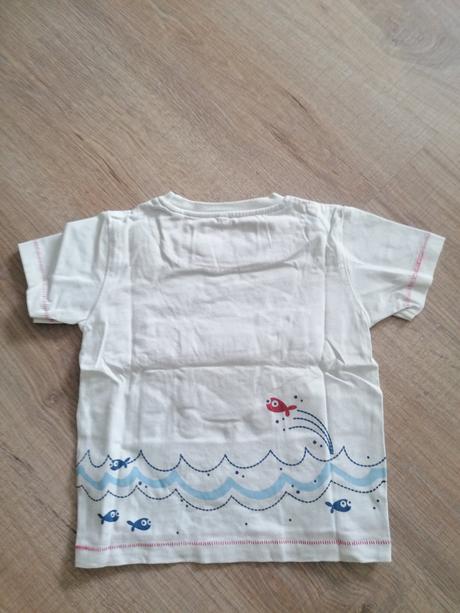 Krásne letné tričko, 98