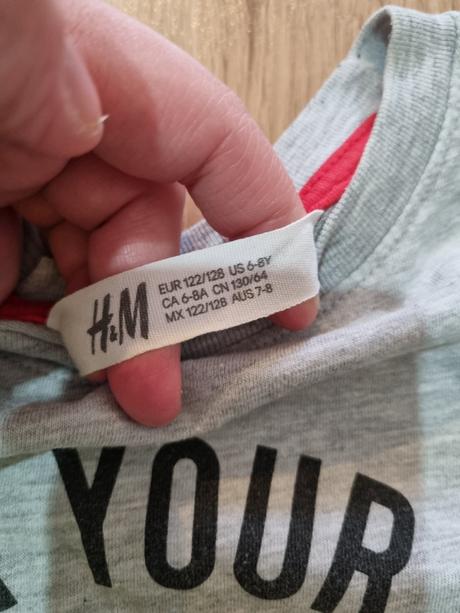 Tricko s flitrovou aplikaciou, h&m,122