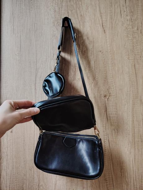 Čierna trojkabelka, 