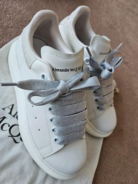 Alexander mcqueen, 37