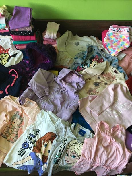 Balík dievčenského oblečenia, 50–62