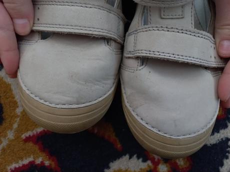 Elegantné poltopánky, 30