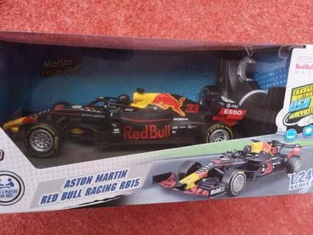 F1 red bull aston martin formula na diaľ ovládanie,
