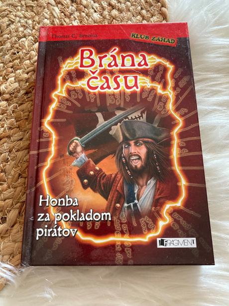 Honba za pokladom pirátov brána času (2011), 