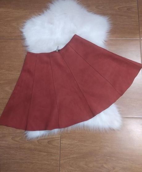 Velurova sukna, new yorker,s