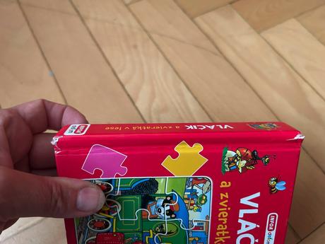Vláčik a zvieratká v lese - s puzzlami,