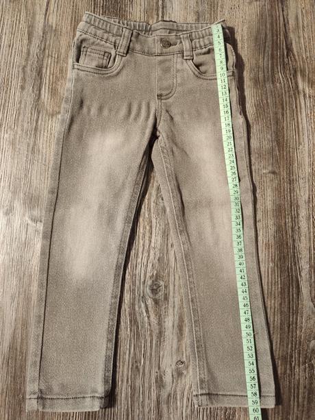 Sivé rifle, lupilu,104