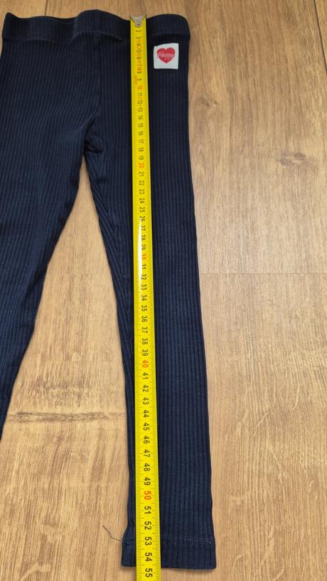 Rebrovane leginy tmavomodre, 110