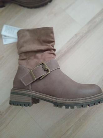 Zateplené čižmy, clara barson,36