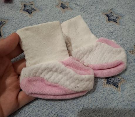 Balík- rukavičky, capačky, čiapky, šatky, 50–62