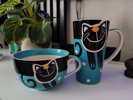 Súprava šálka a miska s uskom,