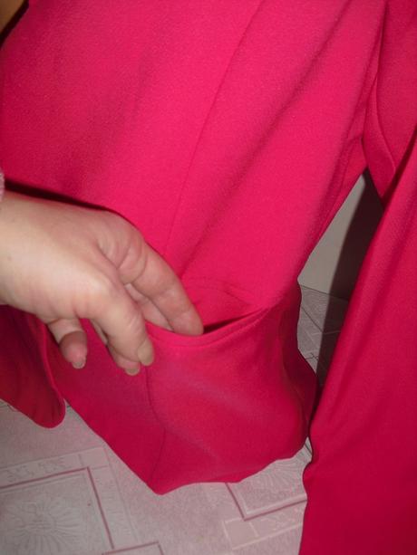 Elegantne kabatikove sacko  s volanikmi, xl