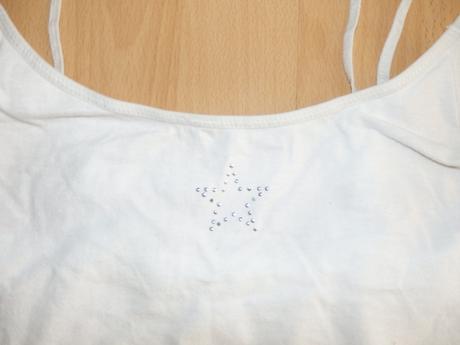 Biele dievcenske tielko, 152