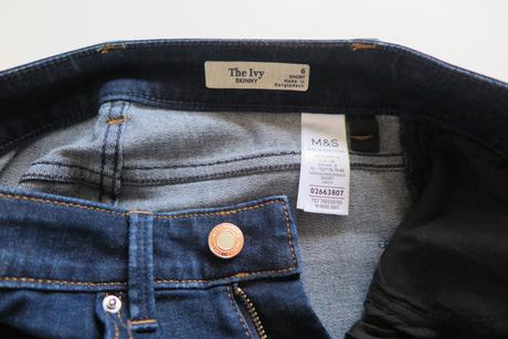 Štýlové tmavomodré skinny džínsy, marks & spencer,xs
