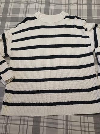 Prúžkový oversize sveter h&m č.xs,s,m, h&m,m