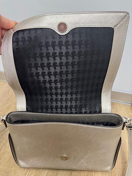 Zlatá kabelka karl lagerfeld, karl lagerfeld