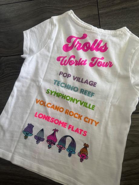 Nadherne tricko trolls, 92