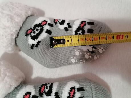 Teple protišmykove ponozky "ovečkové", 18