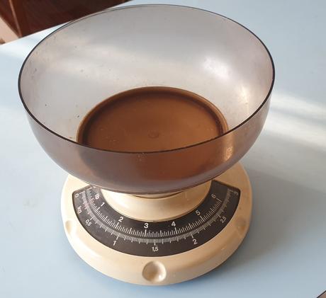 Retro kuchynská váha, 