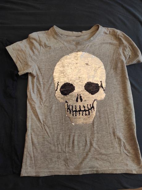 Premieňacie tričká, 128