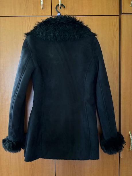 Čierny kožúšok, xs