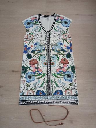 Kvetované šaty, new yorker,38