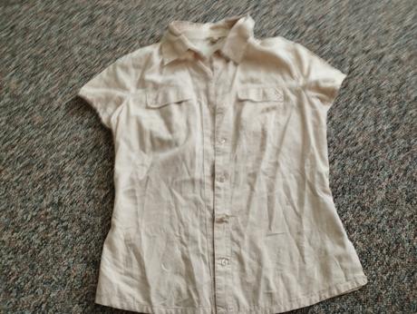 Svetlo marhuľová kosielka, s