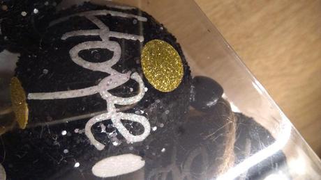 Vianočné gule - biele a cierne,