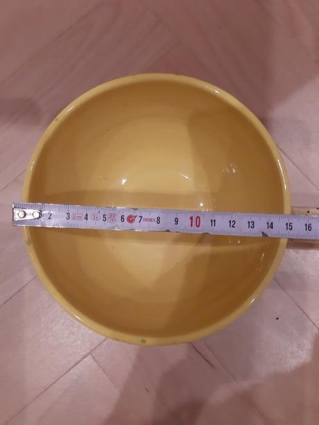 Šálka veľká žltá, 