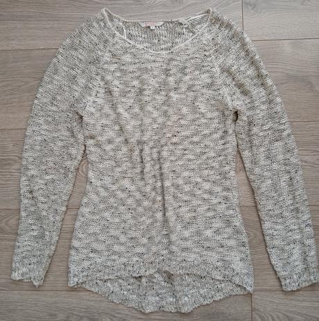 Sveter, clockhouse,m