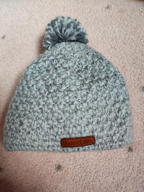 Zimná čiapka, wedze