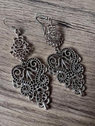 Náušnice ľudový motív - zlaté,