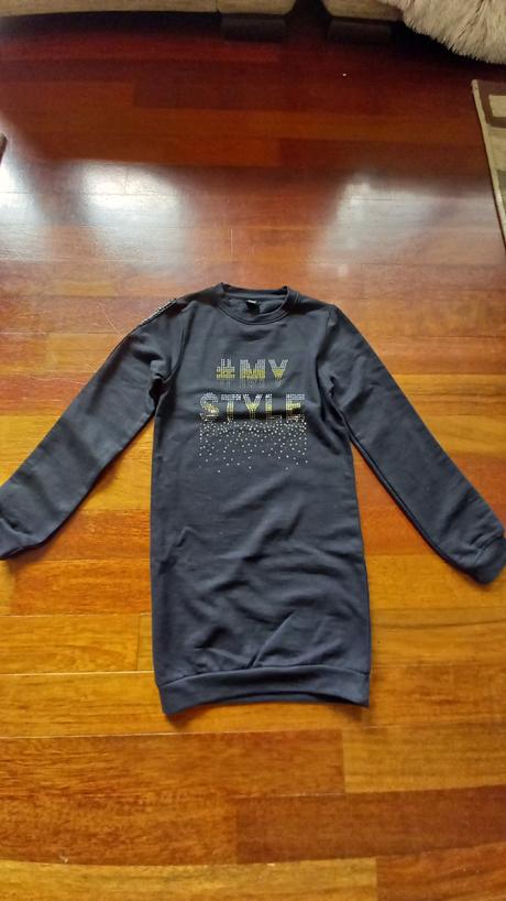 Nenosená  predľžená mikina č. 146/152, 146