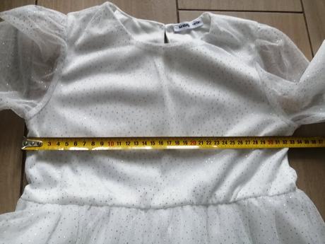 Krásne biele šaty so striebornými bodkami, sinsay,128