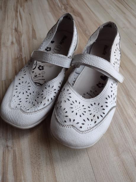 Biele kožené balerínky, 36