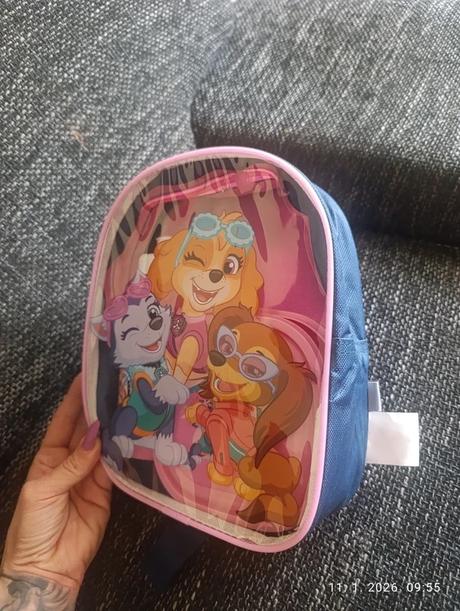Ruksak, fľaša, box,