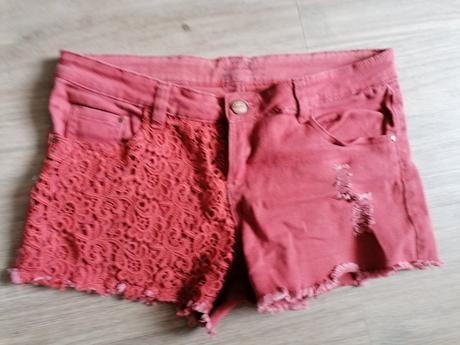 Šortky s čipkou, esmara,40