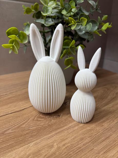 Veľkonočná dekorácia - zajace a vajíčka, 