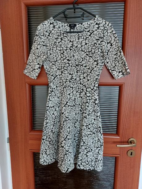 Čiernobiele šaty veľ.36, f&f,s