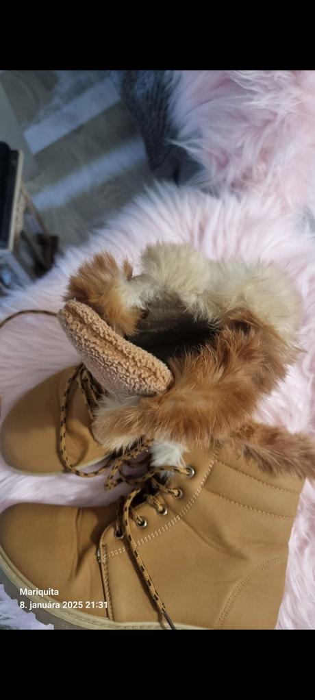 Zimne topanky damske s kozusinkou, 38