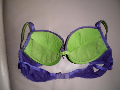 Med fialovozelená, 75b