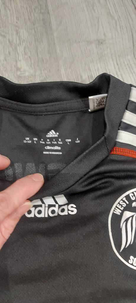 Dres pre mladého futbalistu, adidas,140