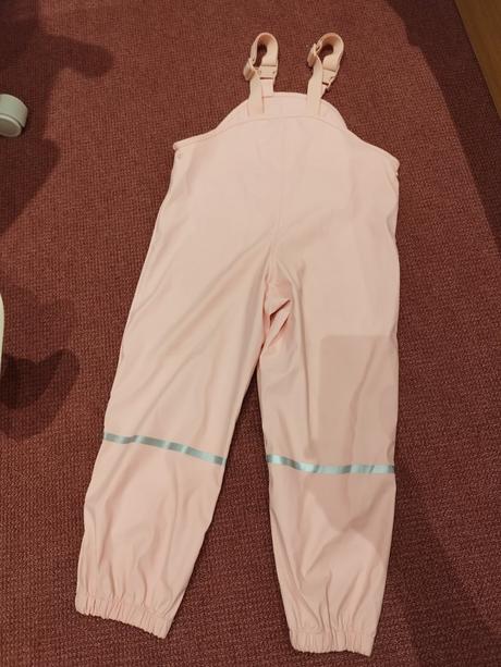 Nohavice do dažďa, lupilu,116