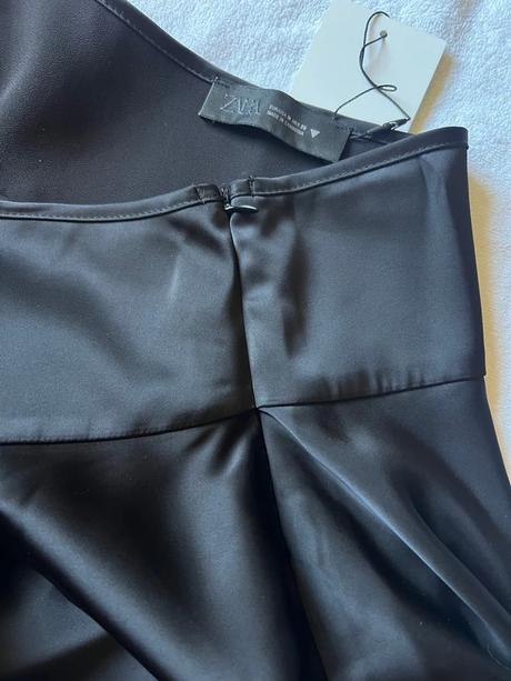 Čierny saténový skort zara nový, zara,m