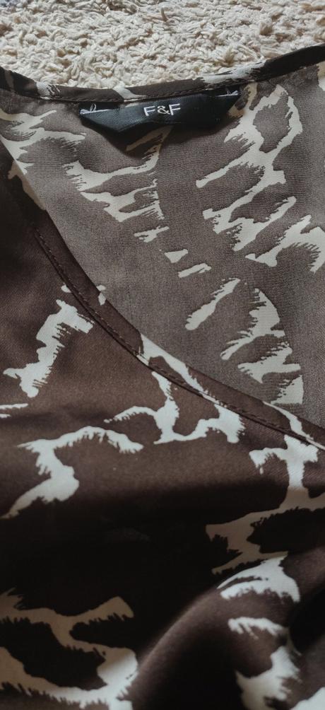 Tielko so zvieracím vzorom, f&f,36