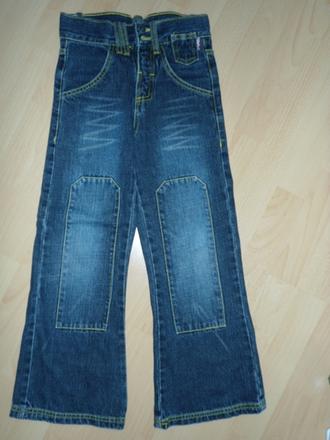 Dievcenske rifle, 122