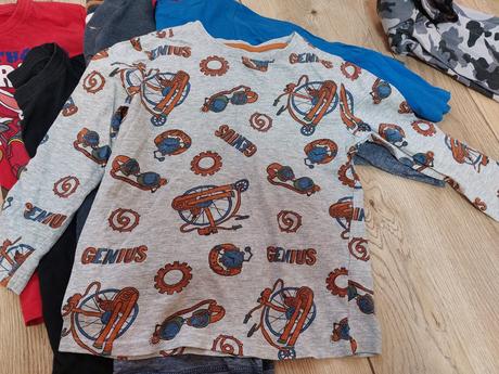 Balik 4-5r 110-116 teplaky,mikiny,tričká dr, 104–116