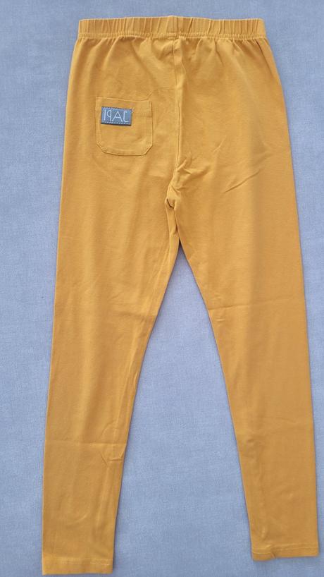 Balík oblečenia 128-146 viď fotky, 140–152