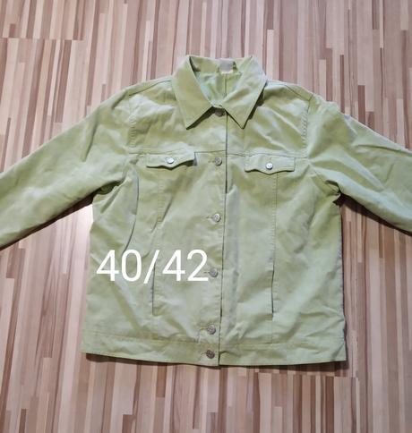 Dievčenské sako40/42, 40